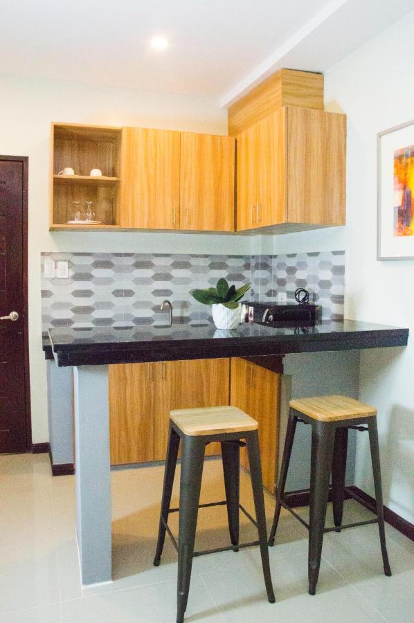 Elti Suites By Bluebookers Angeles Buitenkant foto
