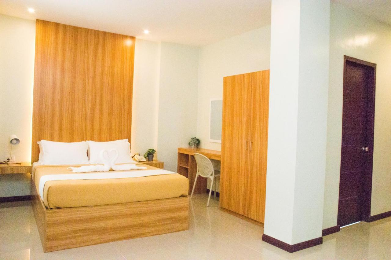 Elti Suites By Bluebookers Angeles Buitenkant foto