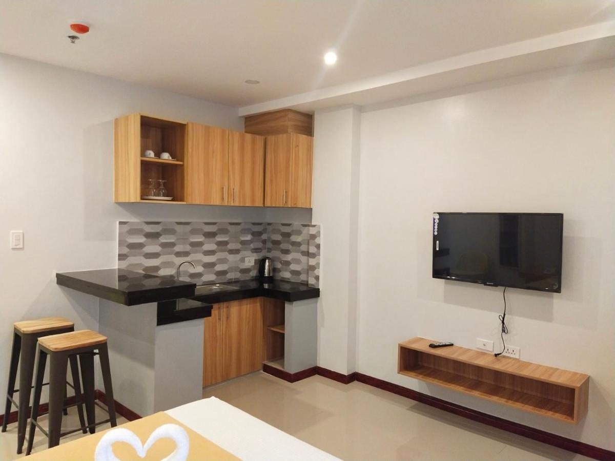 Elti Suites By Bluebookers Angeles Buitenkant foto